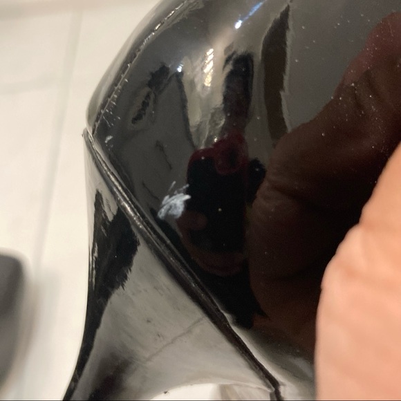 Guess by Marciano vintage black patent leather Mary Janes Size 7 - Picture 8 of 10